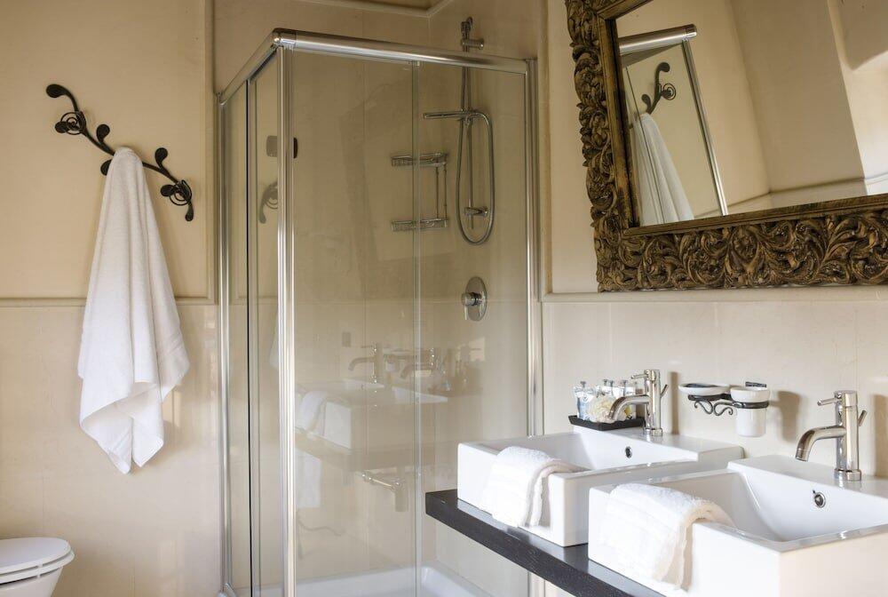 Foto del baño de Villa Campomaggio