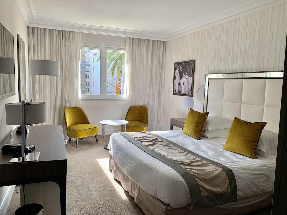 Foto de una habitación de Hôtel Le Canberra