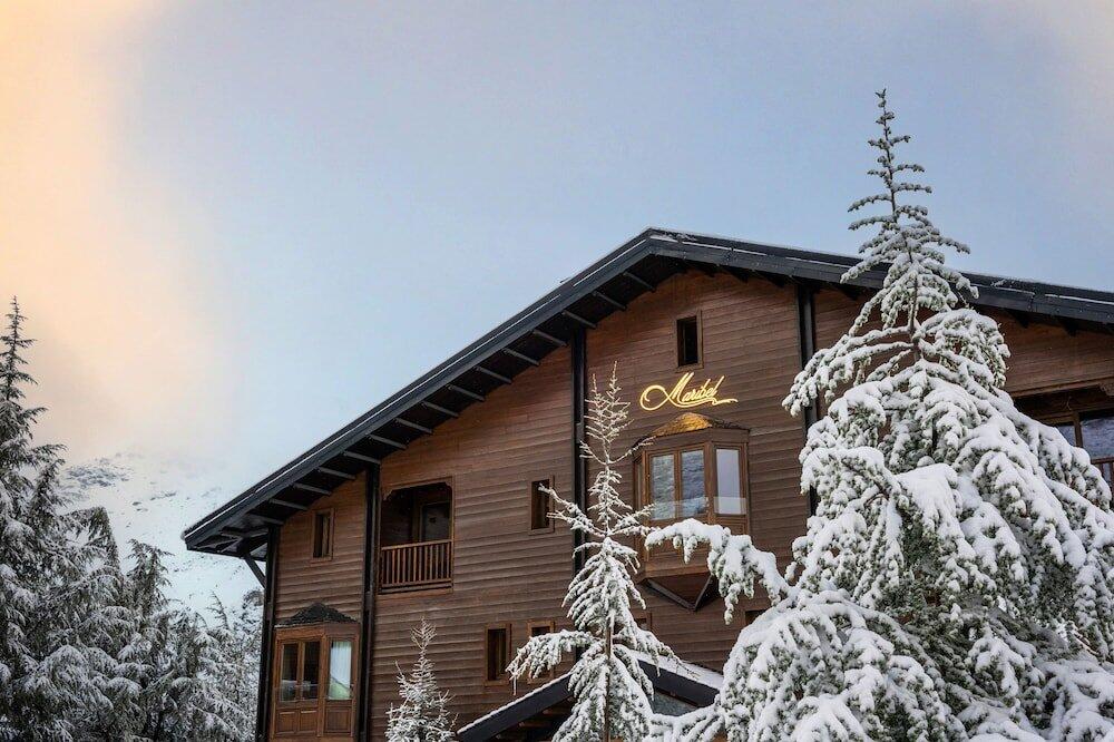 Foto del exterior de Hotel Maribel