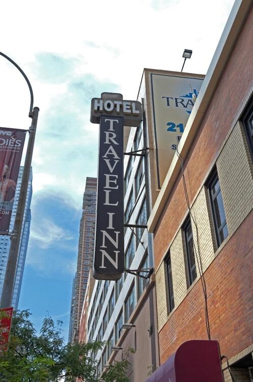 Foto del exterior de Travel Inn Hotel