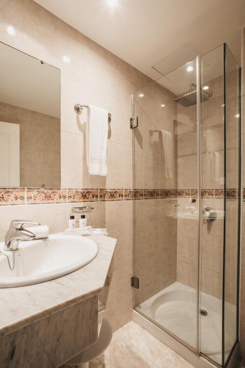 Foto del baño de Minura Cala Galdana &amp;amp; Apartamentos d&amp;#039;Aljandar