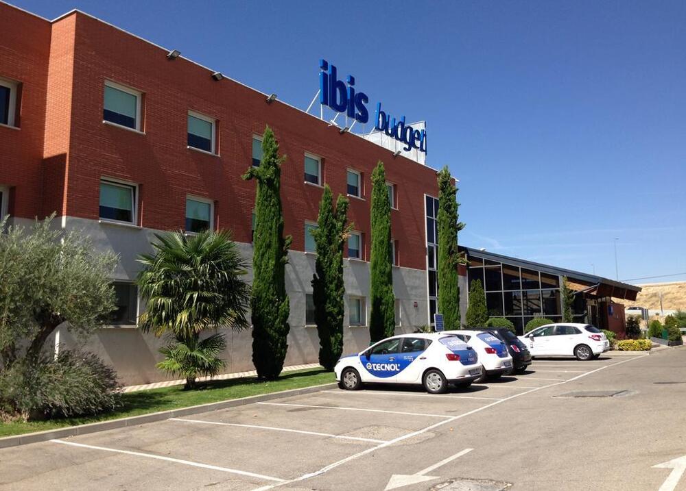 Foto del exterior de Hotel Ibis Budget Madrid Alcalá de Henares La Dehesa