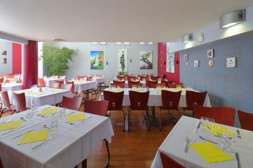 Foto de restauración de Hotel CIS Paris Kellermann