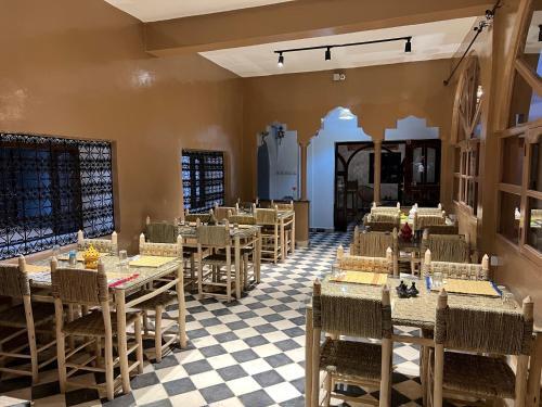 Foto de restauración de Hotel ETOILE FILANTE D Or