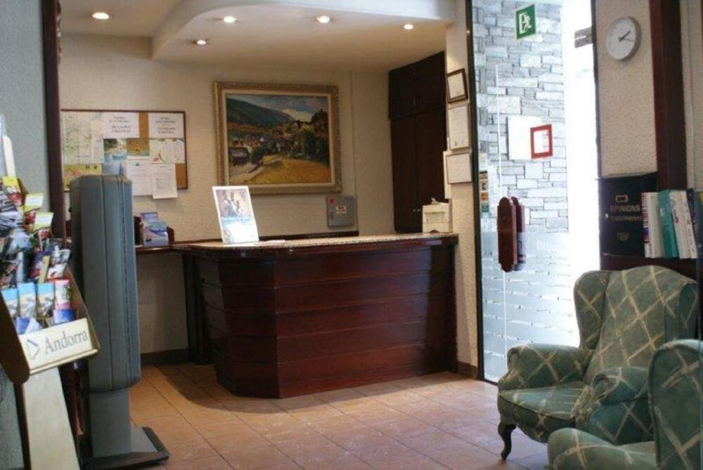 Foto de las zonas nobles de Hotel Sant Jordi by ALEGRIA