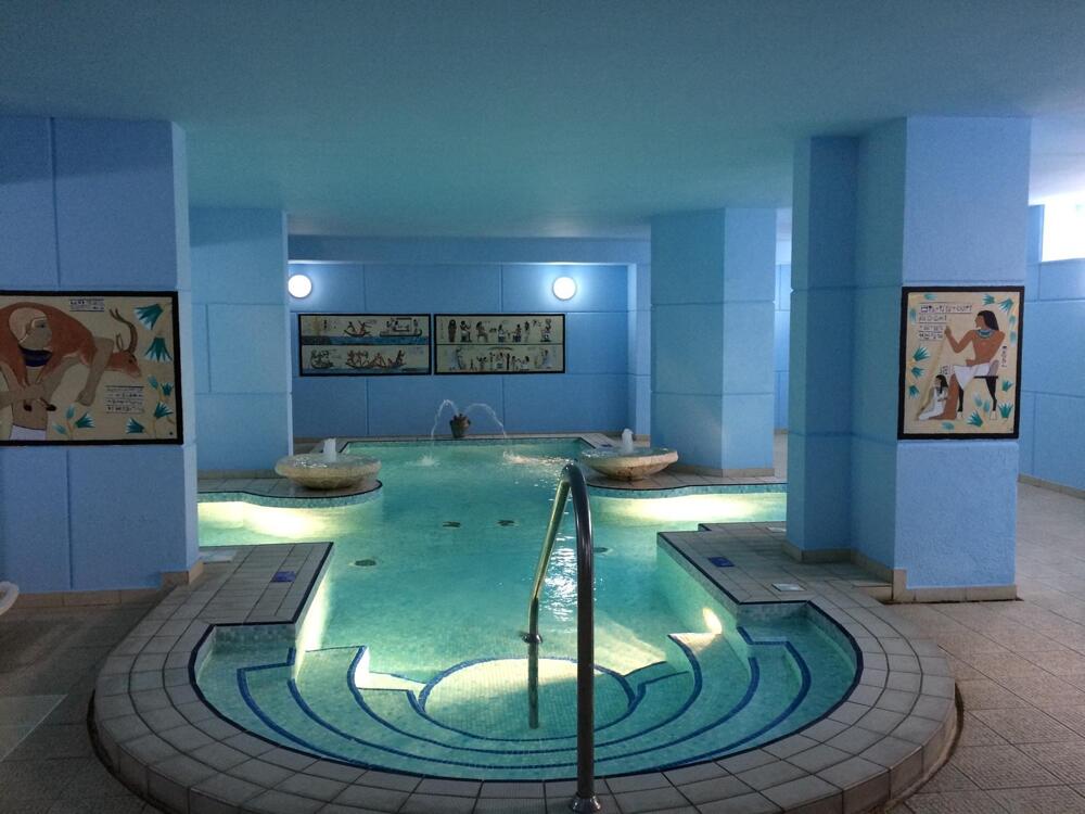 Foto de los servicios de Topaz Hotel