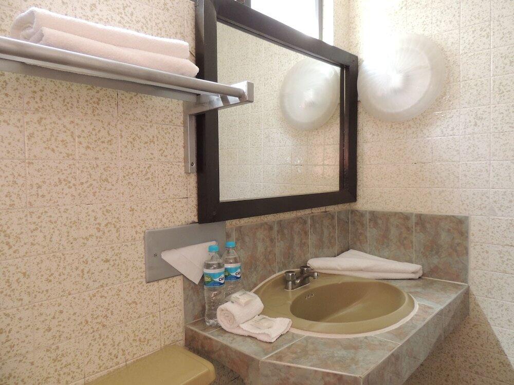 Foto del baño de Hotel Lizbeth