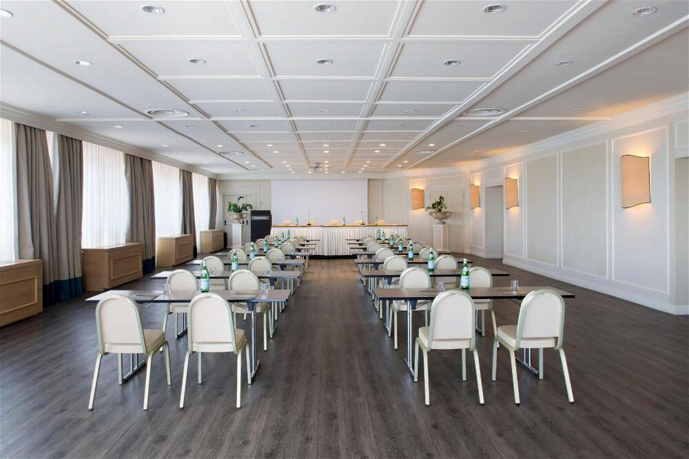 Foto de los servicios de Starhotels Terminus