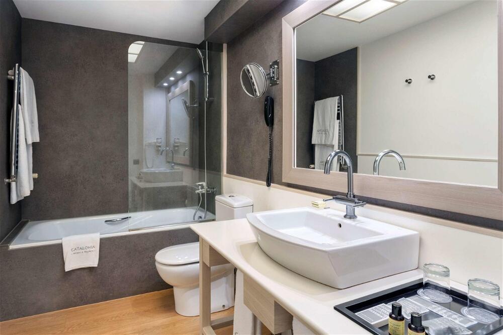 Foto del baño de Hotel Catalonia Goya