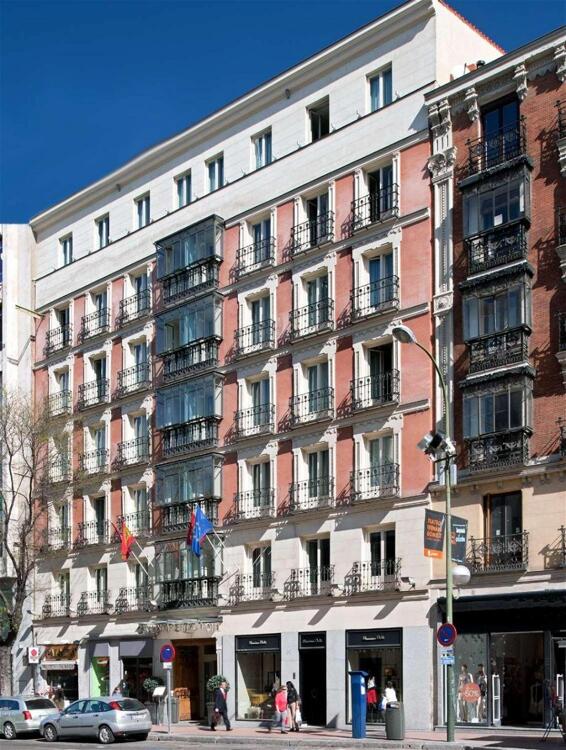 Foto del exterior de Hotel Catalonia Goya
