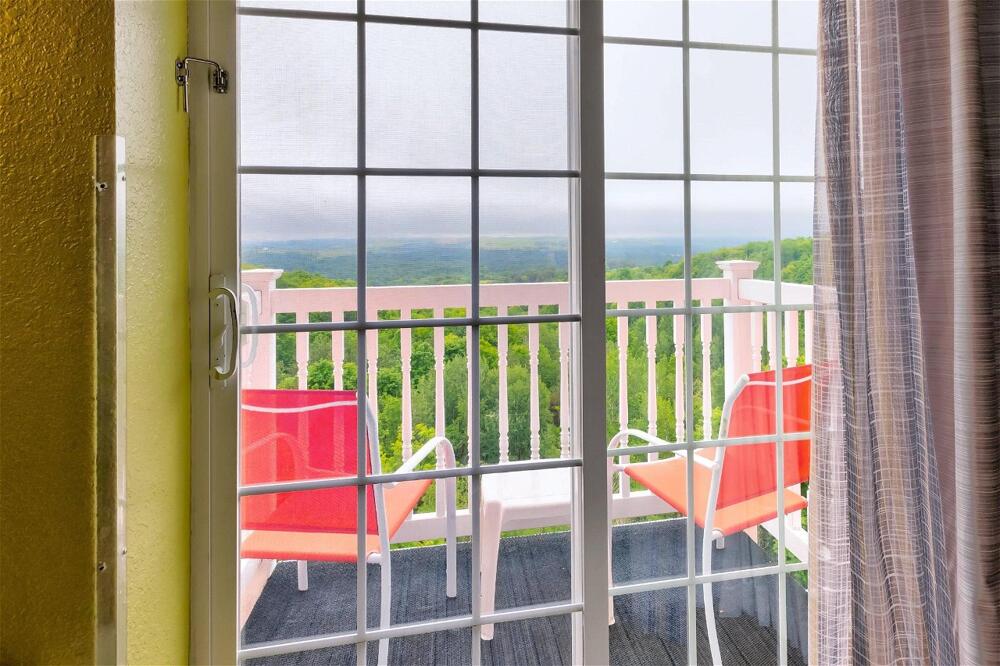 Photo – Holiday Inn Express Hotel &amp;amp; Suites Petoskey, an IHG Hotel