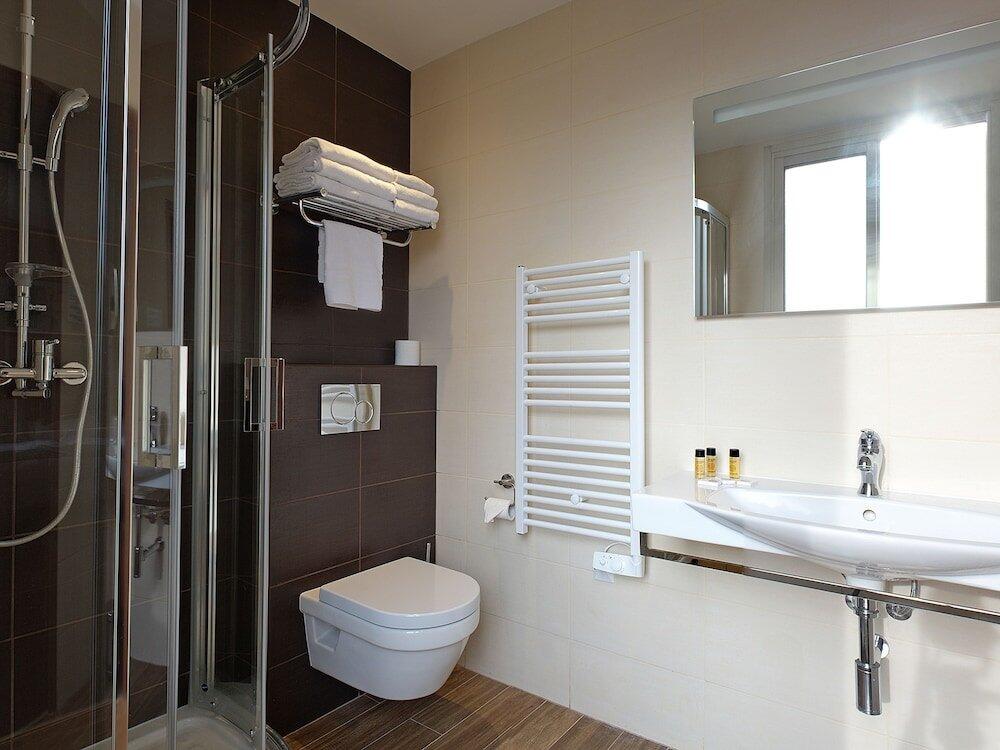 Foto del baño de Hôtel Esprit d&amp;#039;Azur
