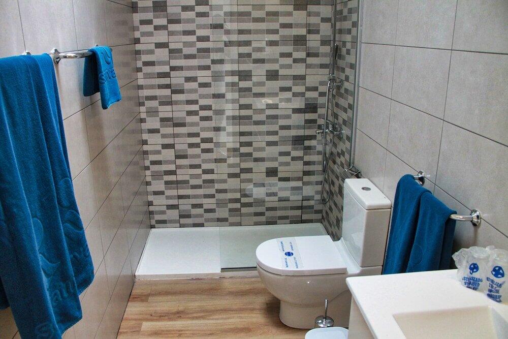 Foto del baño de Apartamentos Canaima - Only Adults