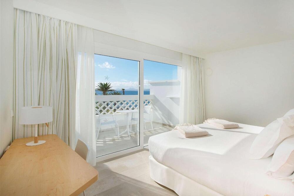 Foto de una habitación de Hotel Iberostar Selection Lanzarote Park