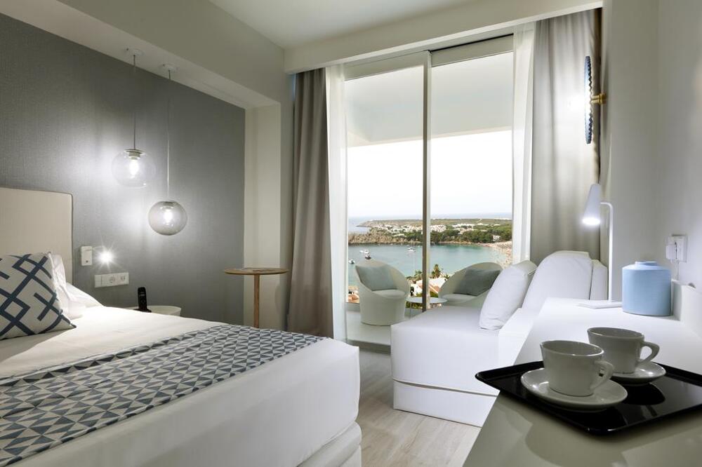 Foto de una habitación de Palladium Hotel Menorca