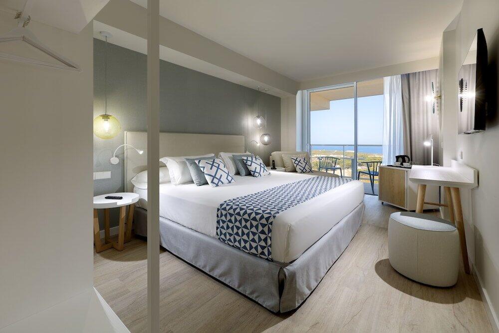 Foto de una habitación de Palladium Hotel Menorca