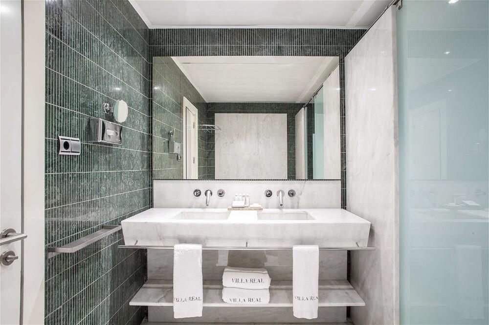 Foto del baño de Hotel Villa Real, a member of Preferred Hotels &amp;amp; Resorts