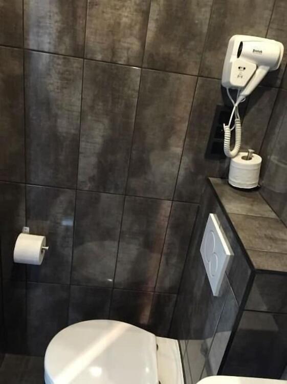 Foto del baño de Nekotel Concept Art Hotel
