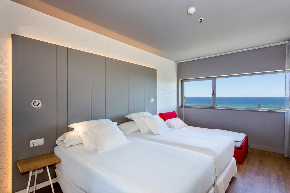 Foto de una habitación de Hotel Occidental Atenea Mar - Adults Only