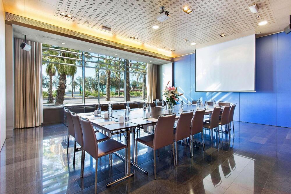 Foto general de Hotel Occidental Atenea Mar - Adults Only