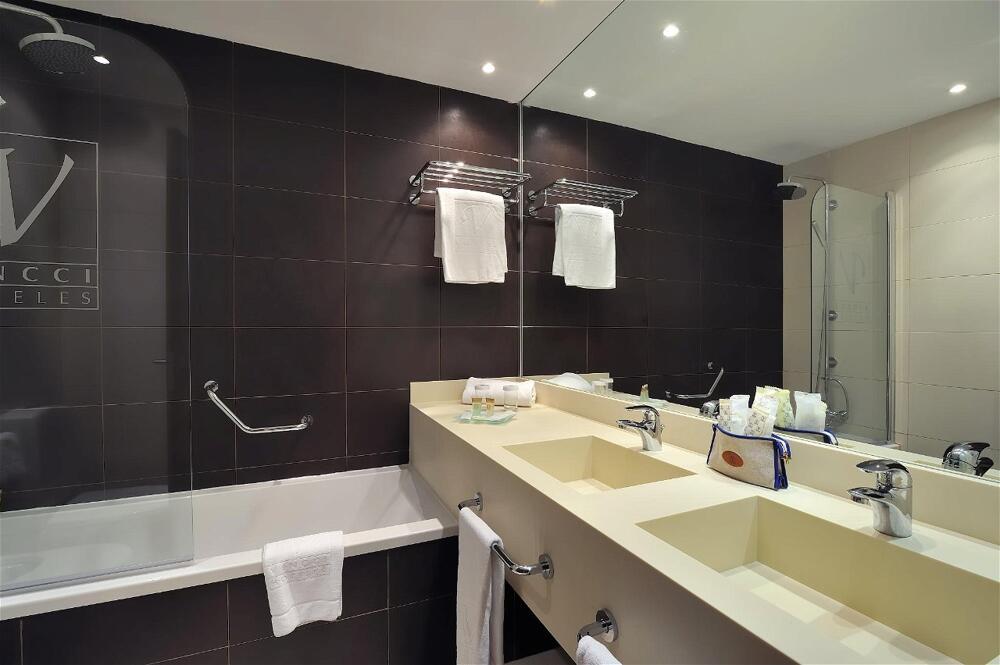 Bathroom – Hotel Vincci Resort Costa Golf