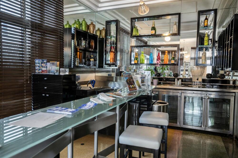 Foto de las zonas nobles de Hotel Riviera Suites