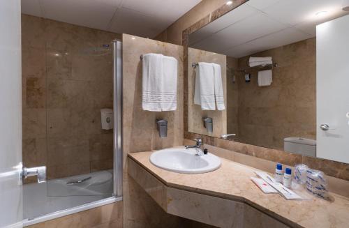 Foto del baño de The Agir Springs Hotel by Medplaya
