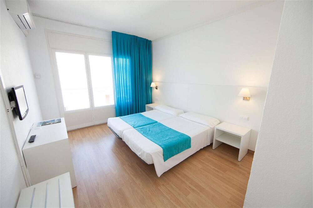 Foto de una habitación de Hotel Villa Garbí