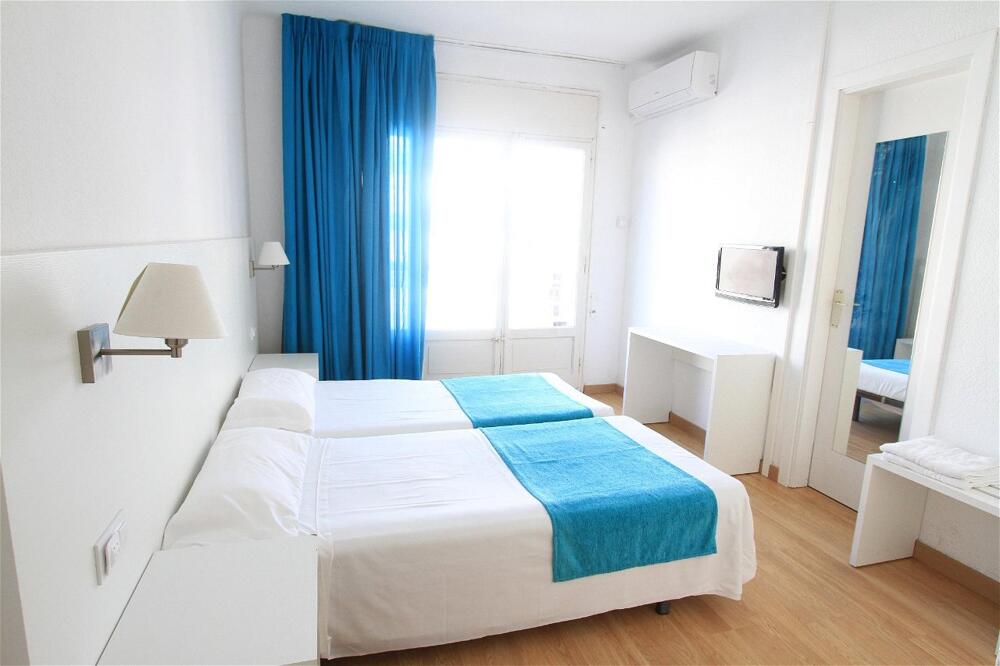 Foto de una habitación de Hotel Villa Garbí