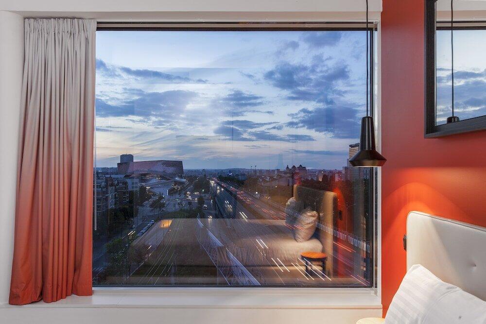 Foto de una habitación de Aparthotel Adagio Paris 19ème Cité de la Musique