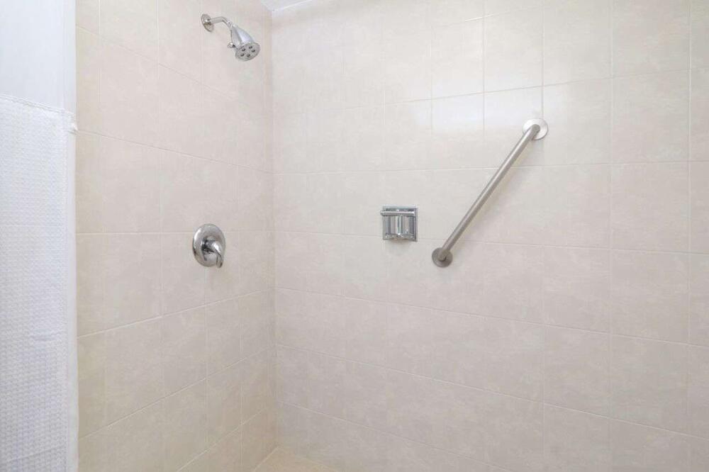 Foto del baño de Hotel Wyndham Garden Monterrey Valle Real