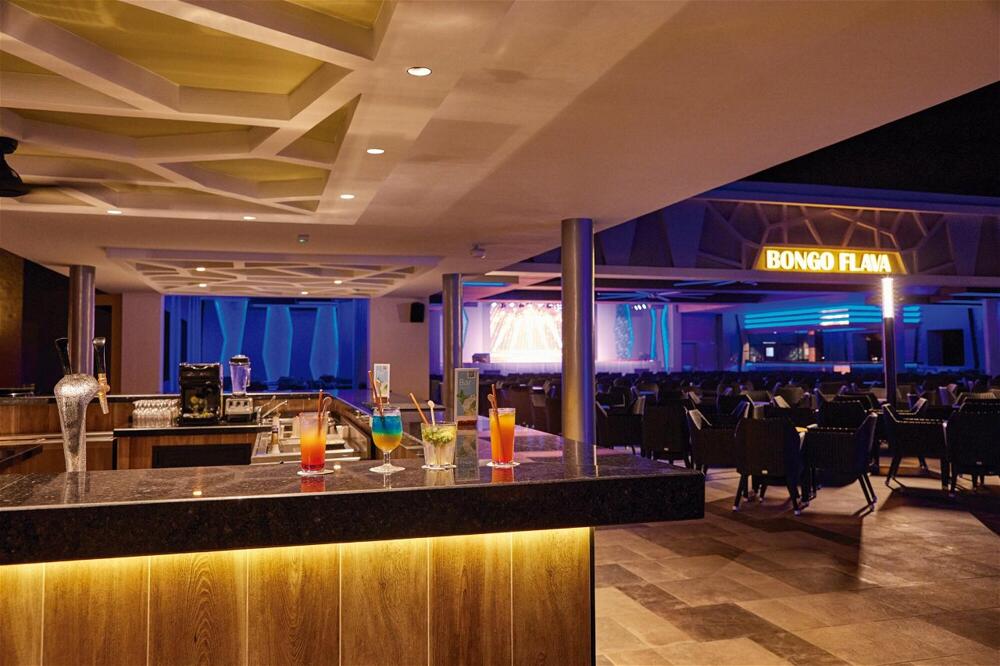 Foto de restauración de Hotel Riu Jambo - All Inclusive