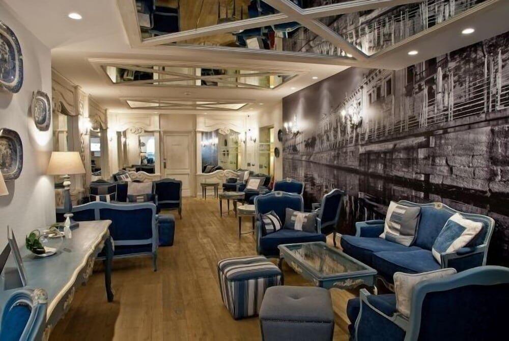 Foto de restauración de Osborne Hotel