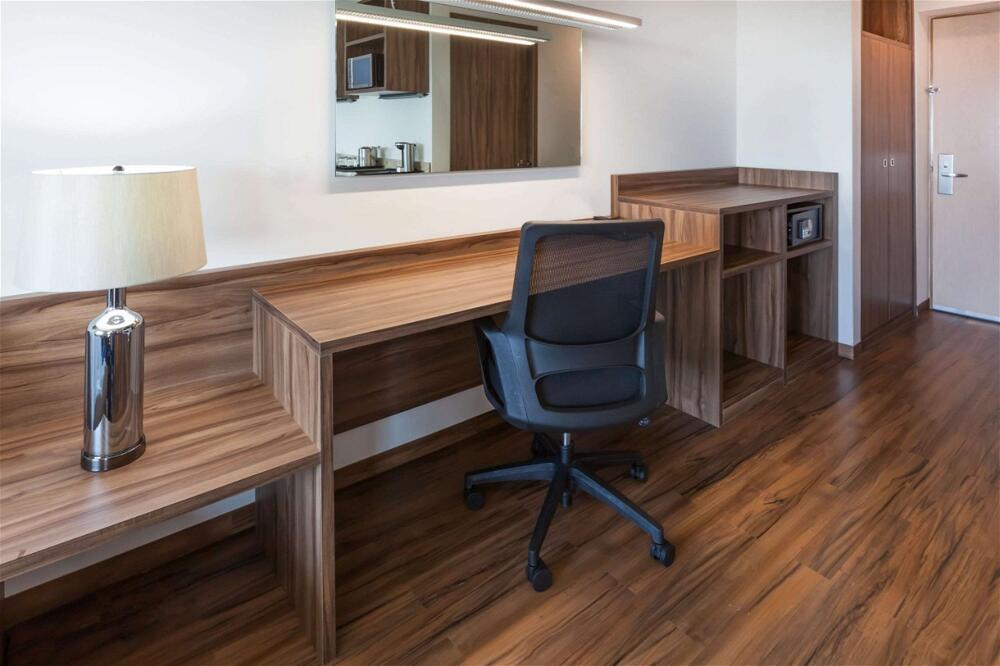 Foto de una habitación de Hotel Wyndham Garden Colima