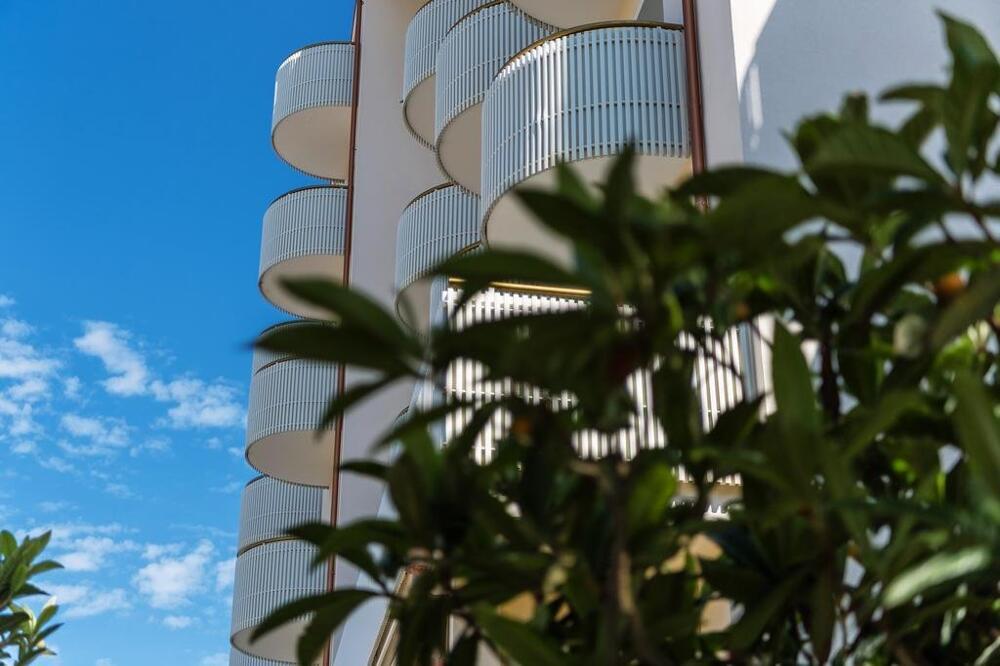 Foto del exterior de Salus Smart &amp;amp; Chic Hotel