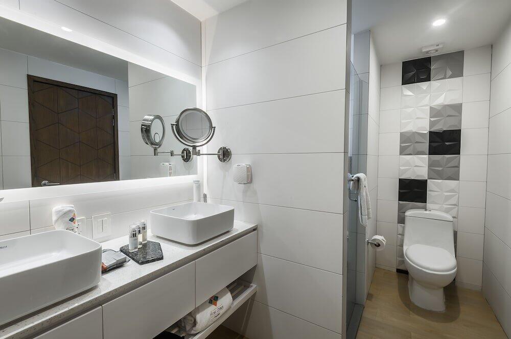 Foto del baño de FCH Hotel Providencia - Exclusive For Adults