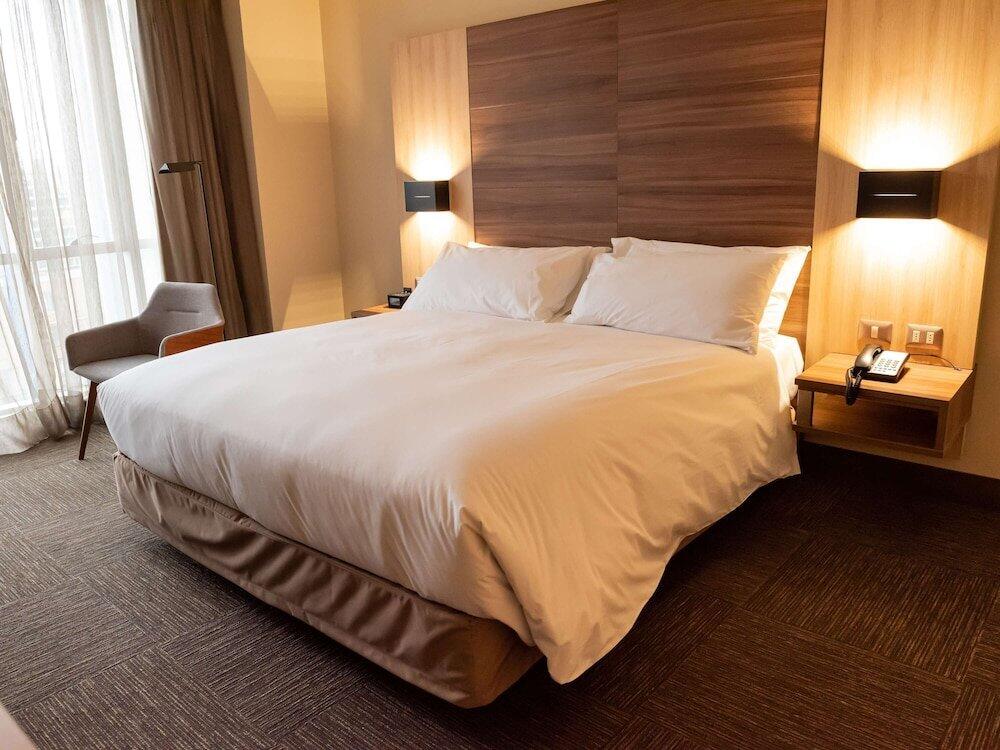 Foto de una habitación de Hotel Mercure Concepcion (Ex Atton)