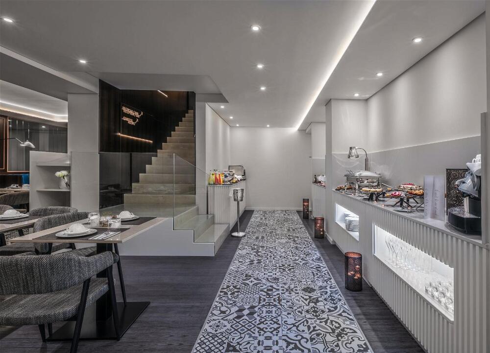 Foto de restauración de Hotel Moon &amp;amp; Sun Porto