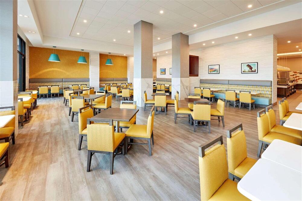 Foto general de Cambria Hotel &amp;amp; Suites Anaheim Resort Area