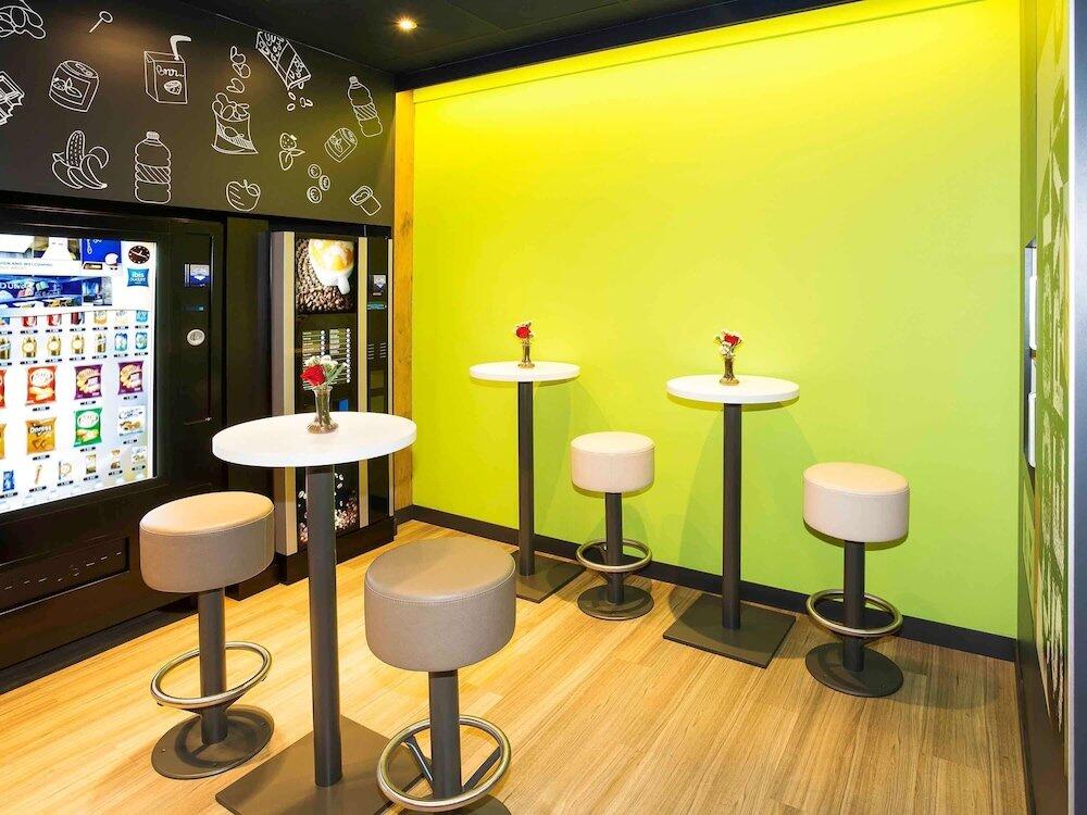 Foto de restauración de Hotel ibis budget Huerta De Murcia