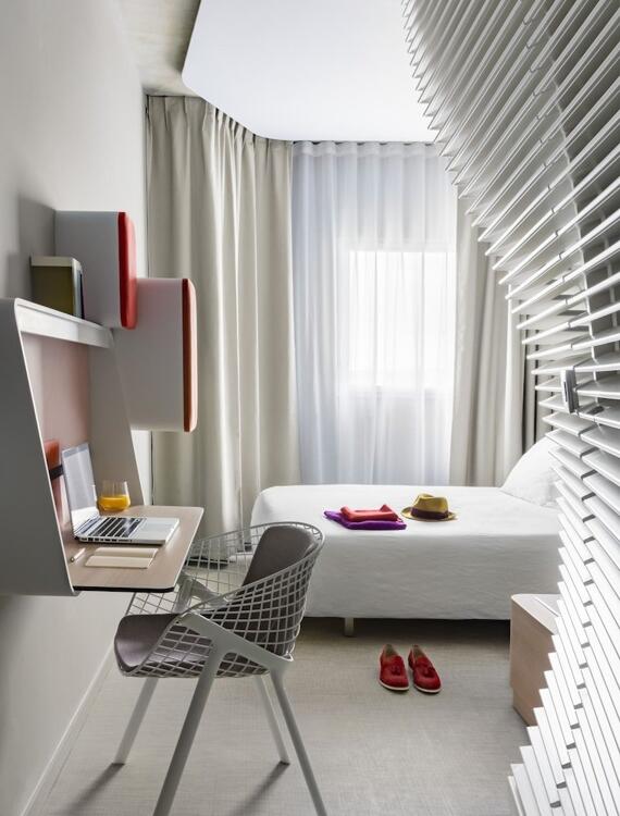 Foto de una habitación de Okko Hotels Bayonne Centre