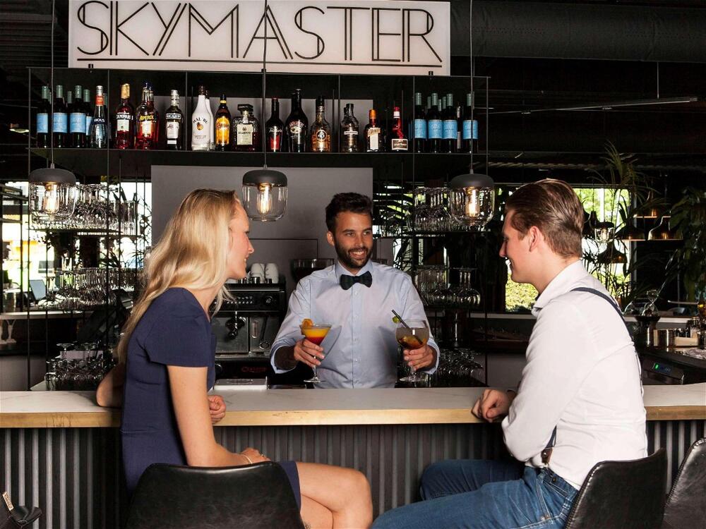 Foto de restauración de Hotel ibis Styles Amsterdam Airport