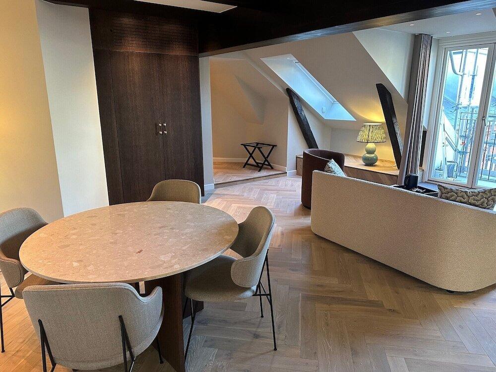 Foto de una habitación de Ascot Hotel