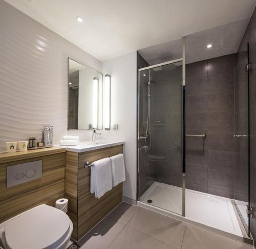 Foto del baño de Hotel Campanile Le Mans Centre - Gare