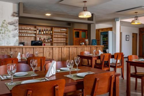 Foto de restauración de Hotel Bahía Montaña Resort