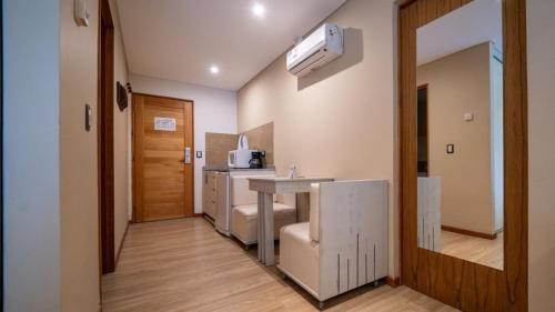 Foto de una habitación de Hotel Bahía Montaña Resort