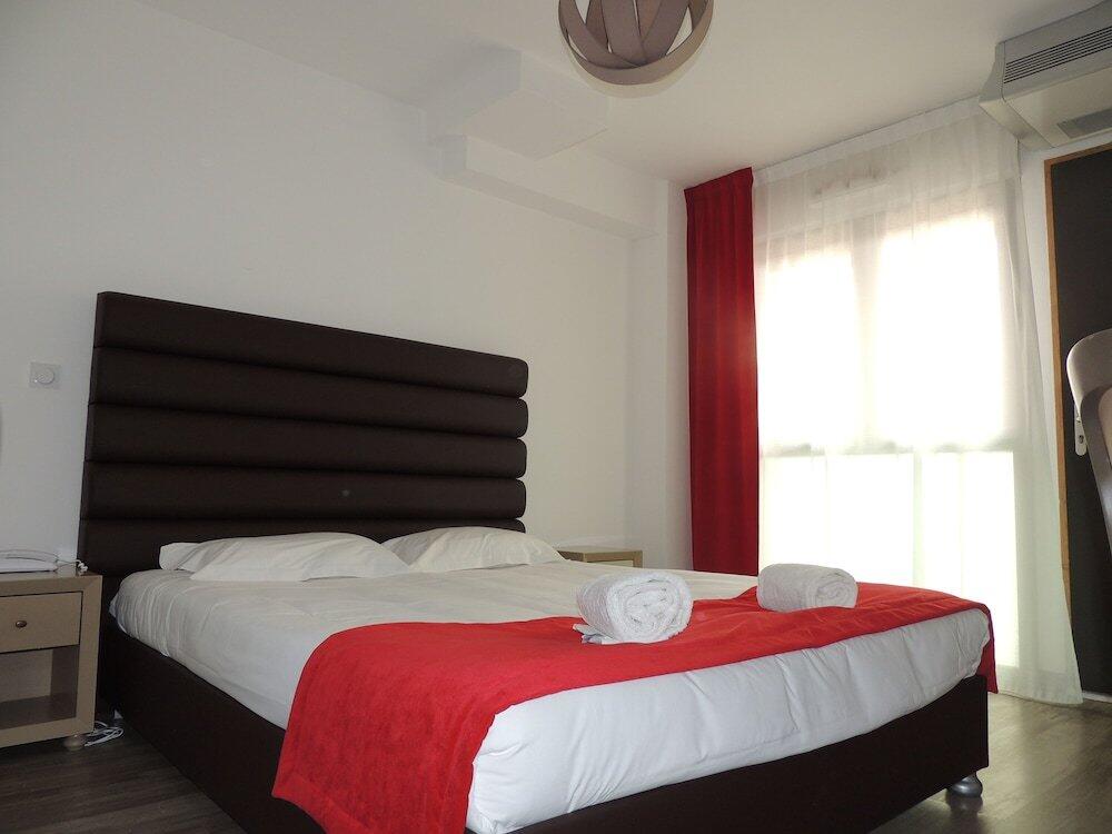 Foto de una habitación de Aparthotel Adonis Aix en Provence