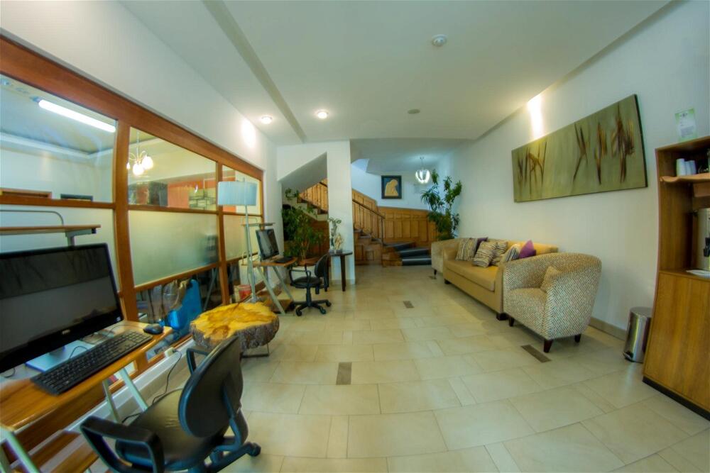 Foto general de Hotel Embassy Quito