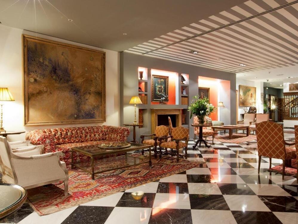 Foto de restauración de Hotel Doña María