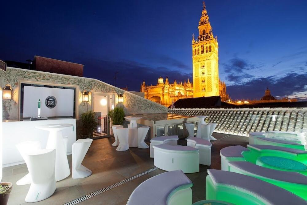 Foto del exterior de Hotel Doña María